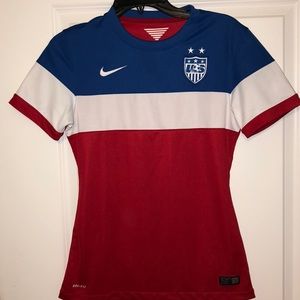 Women’s USA soccer jersey